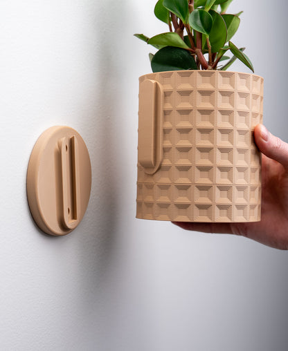 Echo Wall Planter with Hidden Drip Tray