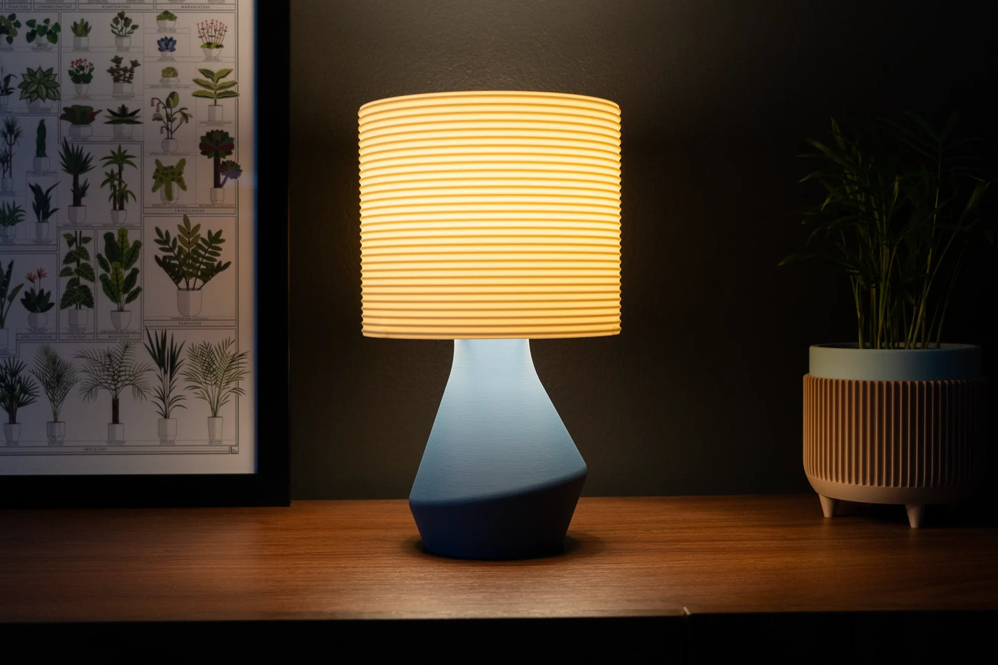 Tilt Lamp